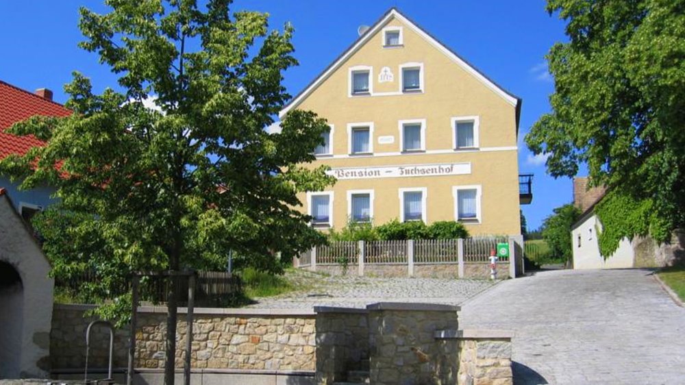fuchsenhof-reiterhof-oberpfalz-ferienhaus-pension-ansicht