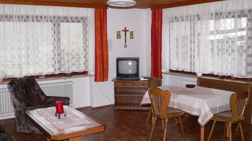 koller-ferienwohnungen-vorderer-bayerischer-wald-essen-wohnen