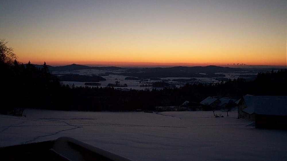 schneider-bauernhofurlaub-sonnenuntergang-bayern
