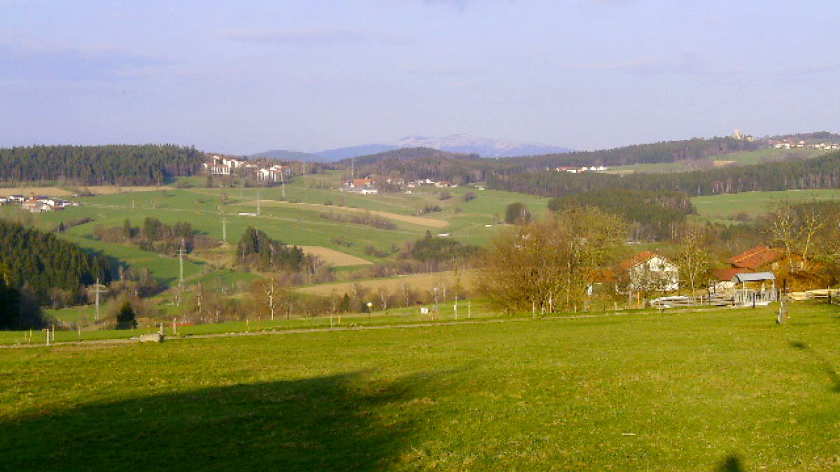 ernst-ferienwohnung-bayerischer-wald-ausblick-landschaft