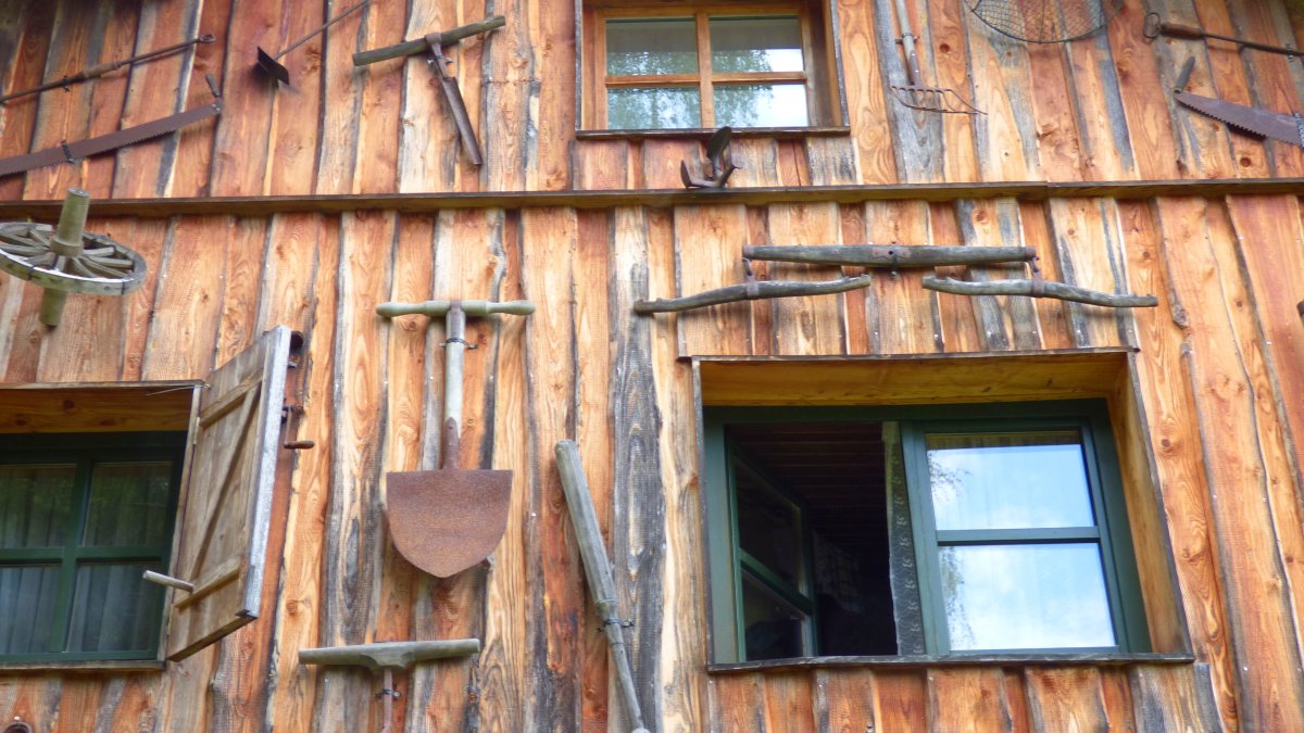 richards-almhütte-urlaub-bayern-originelles-gruppenhaus-gibelseite