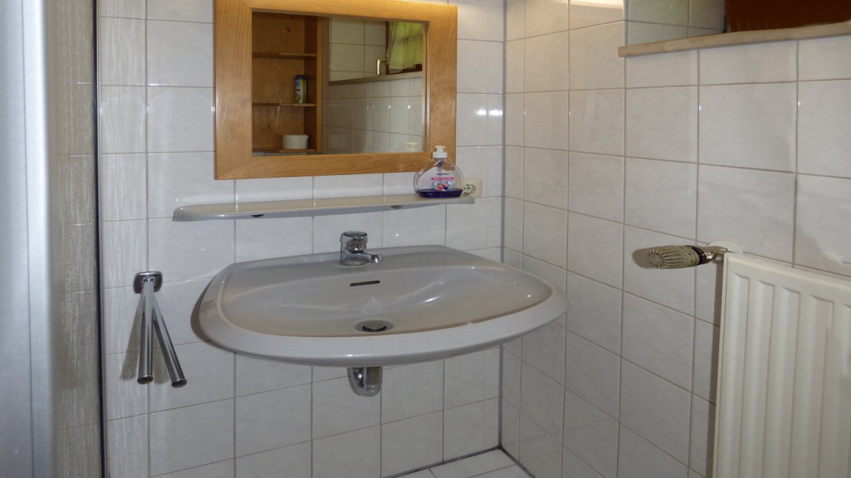 richards-jaegerhuette-bayerischer-wald-gruppenhaus-badezimmer-wc