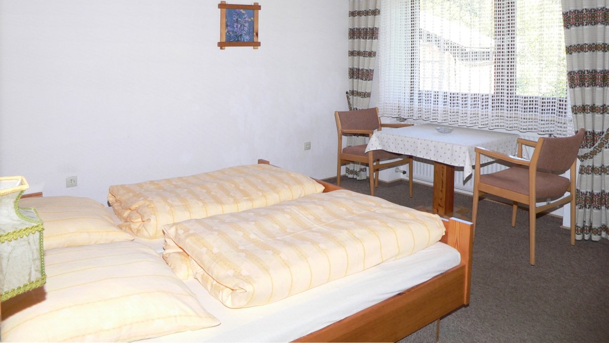 schreder-pension-bayerischer-wald-lindberg-zimmer-fruehstueck