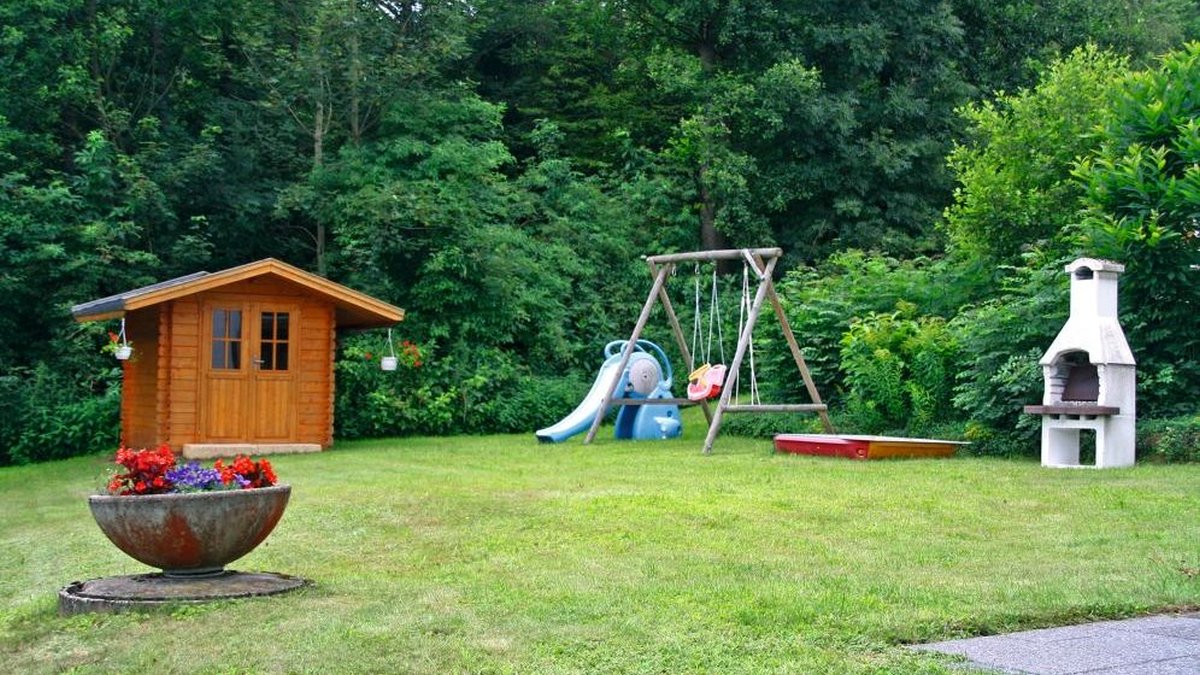 zeintl-ferienwohnung-wiesenfelden-garten