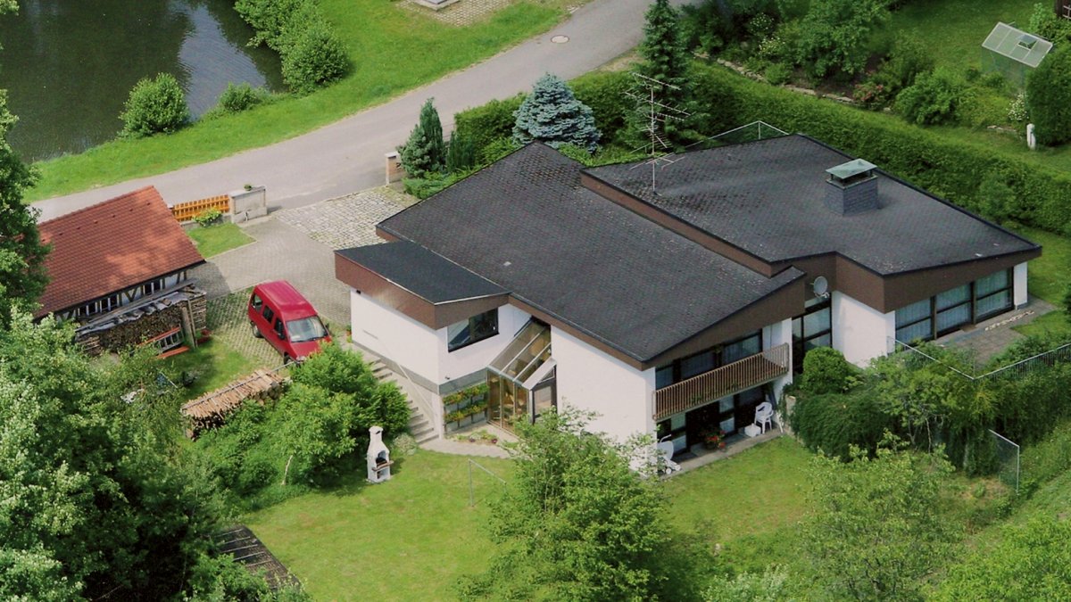 zeintl-ferienwohnung-wiesenfelden-luftbild-niederbayern-ferienhaus