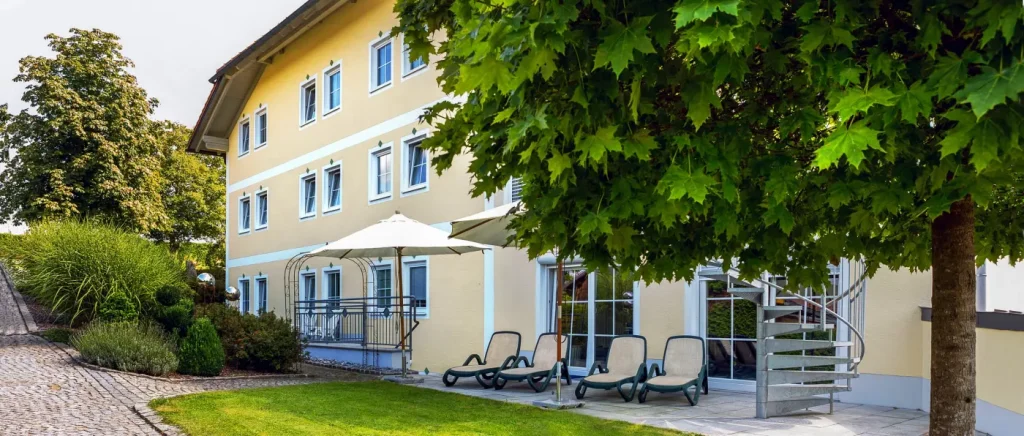 3 Sterne Hotel Brandlhof mit Schwimmbad bei Passau