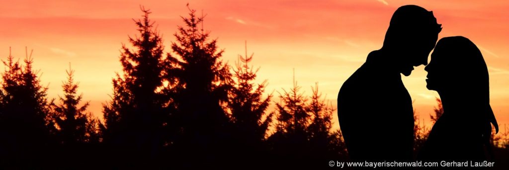 Sonnenuntergang oder Sonnenaufgang im Urlaub erleben Ideen Gruppenziele Bayerischer Wald Natur Wanderungen Ausflüge