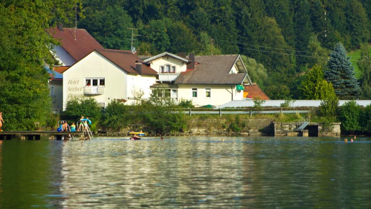 seehof-freudensee-unterkunft-hauzenberg-bayerischer-wald