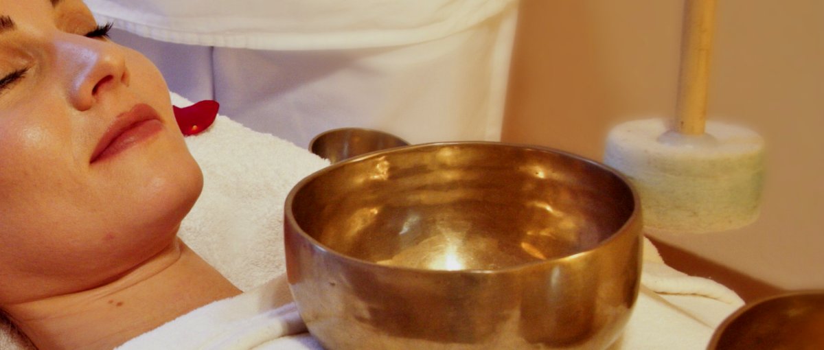 Tageswellness in Straubing Wellnesshotel mit Sauna und Massage Angebot Tageswellness Straubing Wellnesshotel mit Sauna, Massagen & Day Spa
